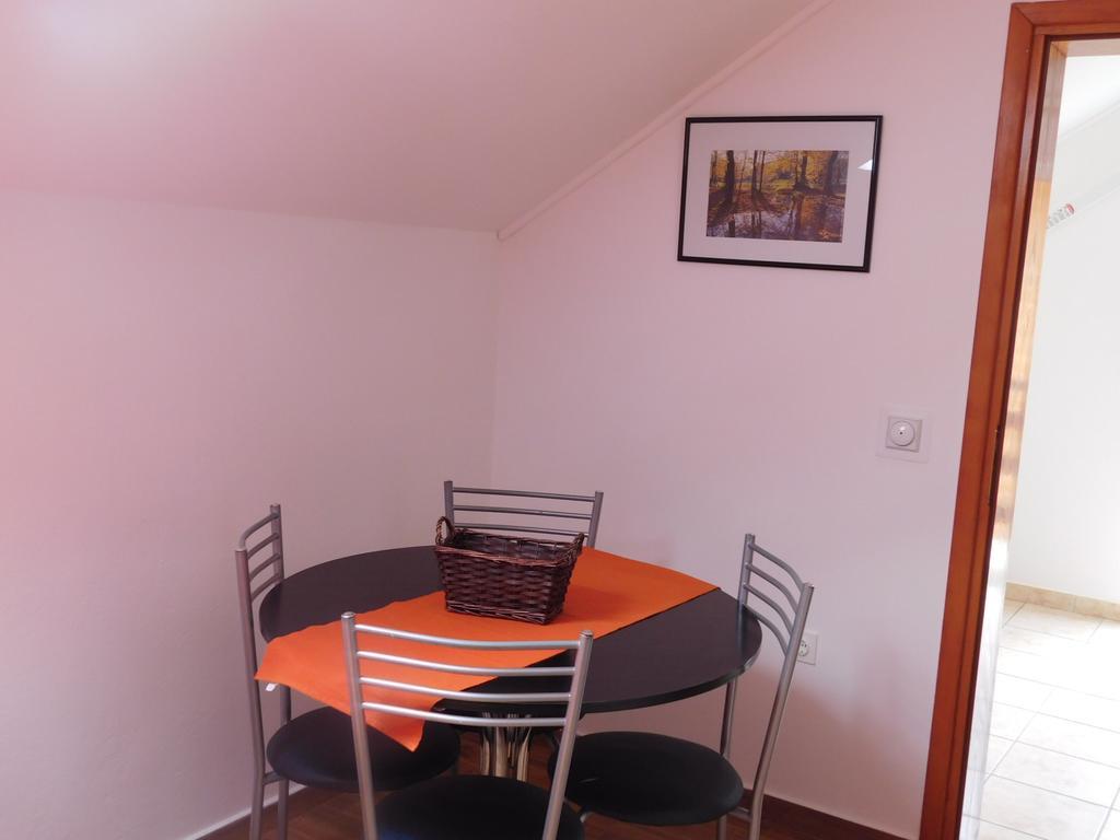 Guesthouse Sara Grabovac  Bagian luar foto