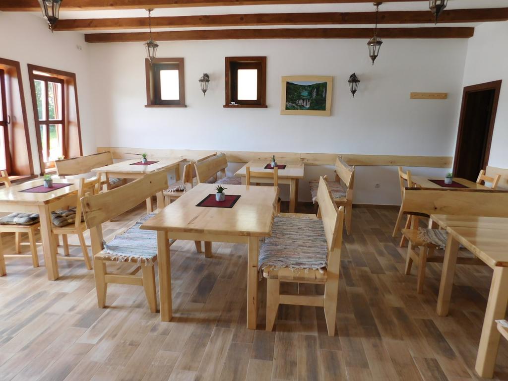 Guesthouse Sara Grabovac  Bagian luar foto