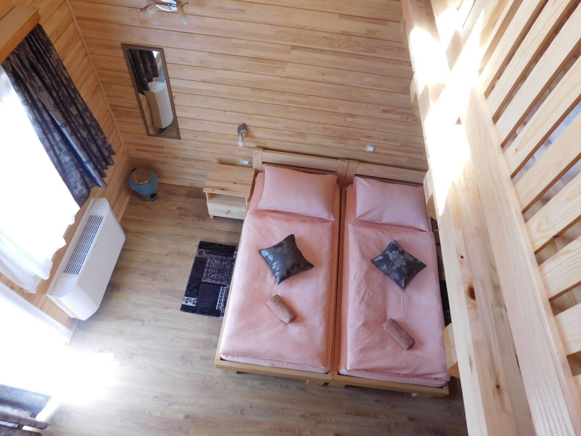 Guesthouse Sara Grabovac  Bagian luar foto