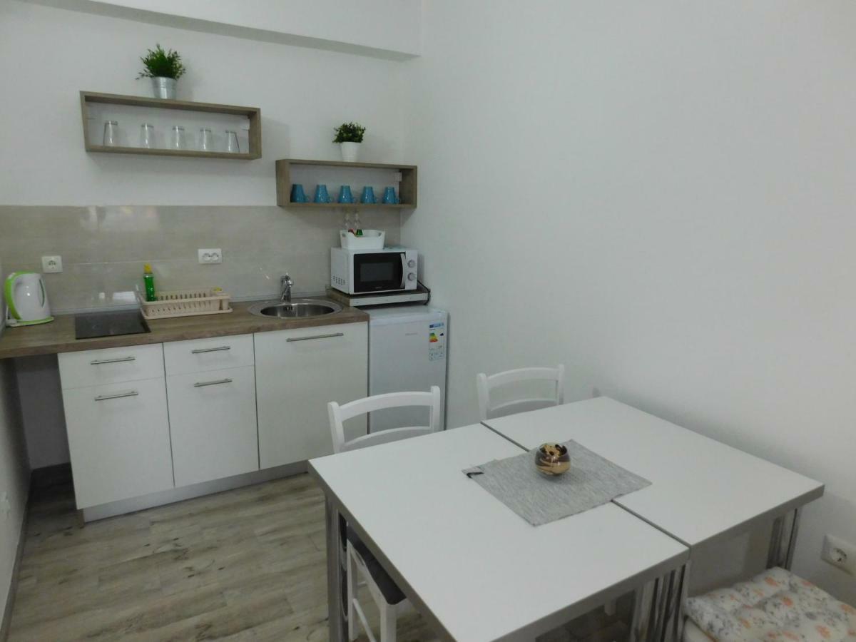 Guesthouse Sara Grabovac  Bagian luar foto